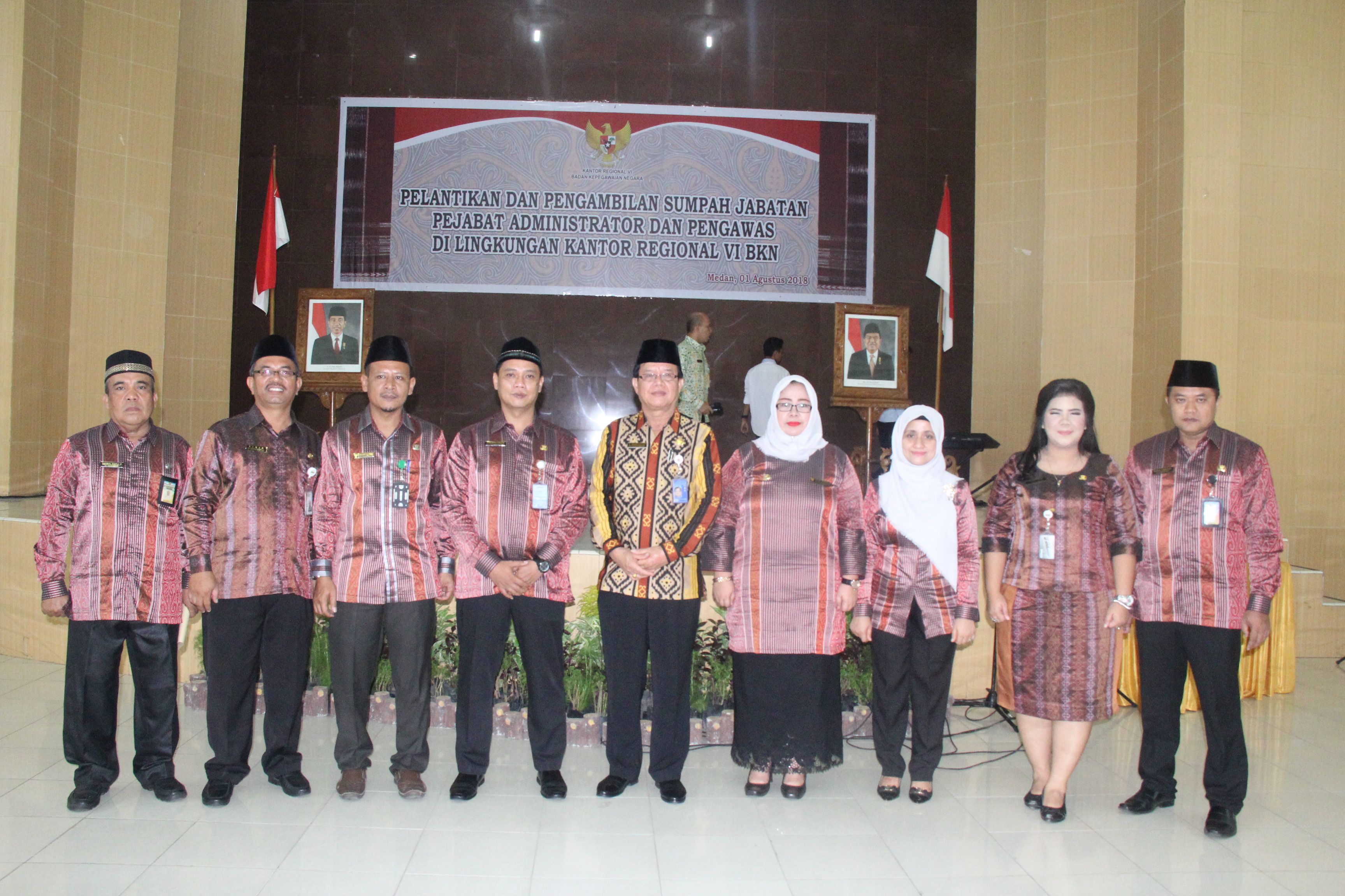 Pelantikan Pejabat Administrasi dan Pengawas di lingkungan Kantor Regional VI BKN Medan